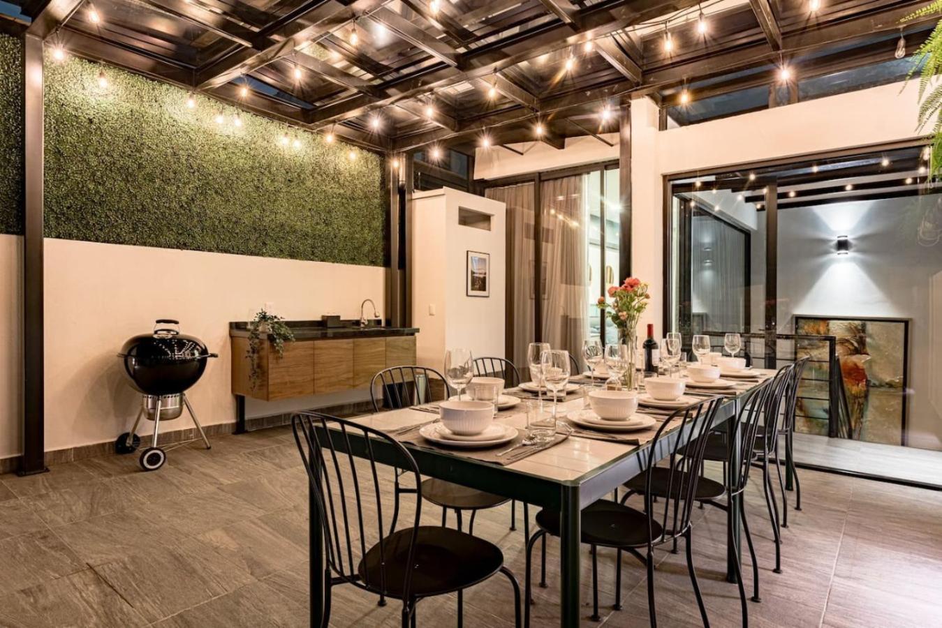Stylish In La Roma Near Restaurants And Bars